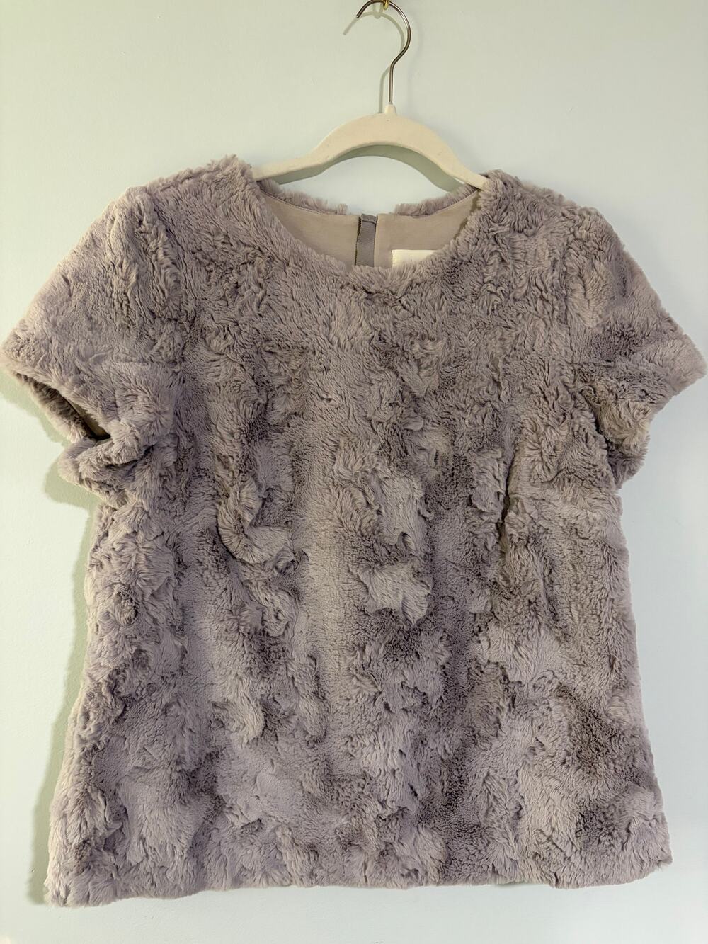 By Anthropologie Gray Faux Fur Textured Short Sleeve Top Medium Back Zip